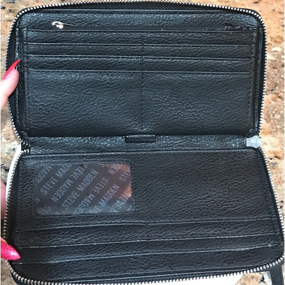 STEVE MADDEN Organizer Wallet/Wristlet 😍❤️‍🔥🔥 - Picture 6 of 17